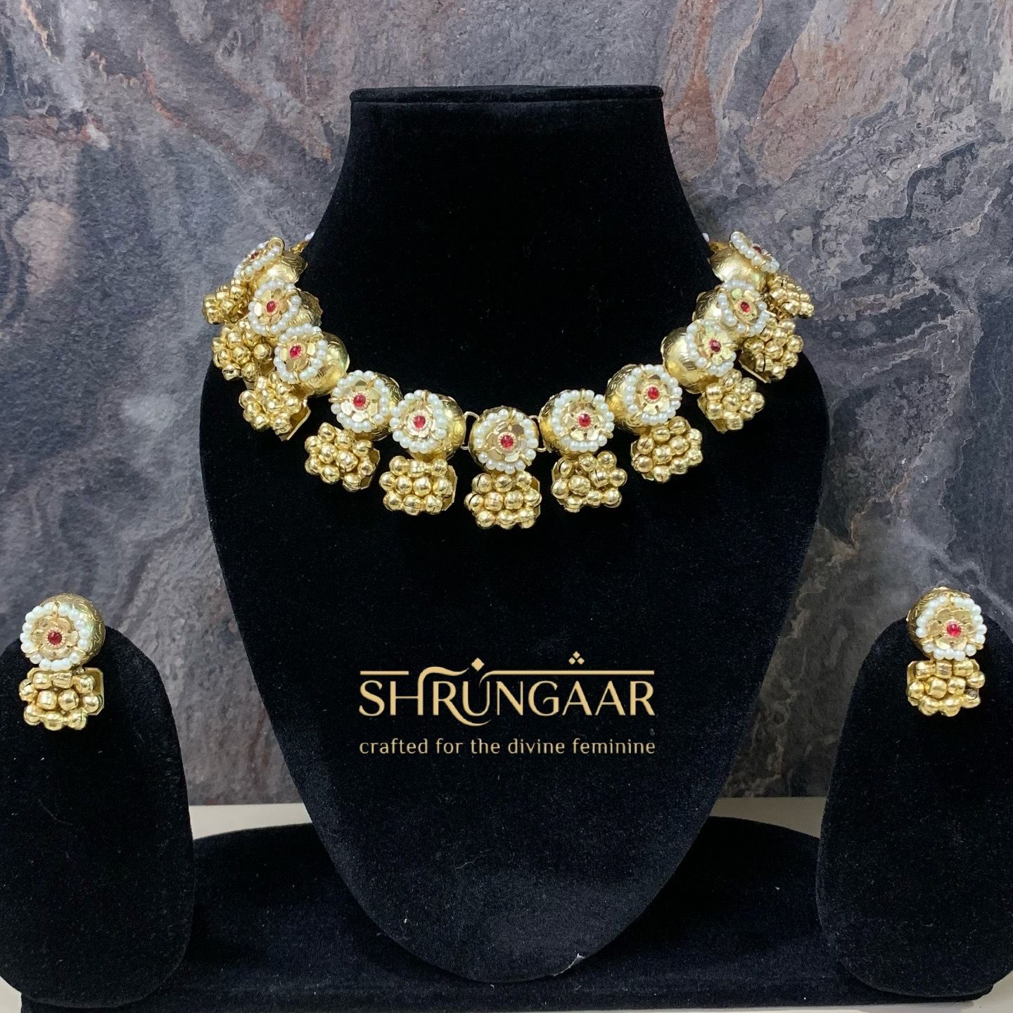 Antique Pushpa Choker