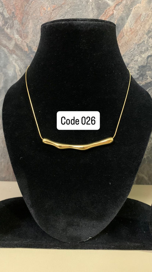 Sculpted Wave Choker