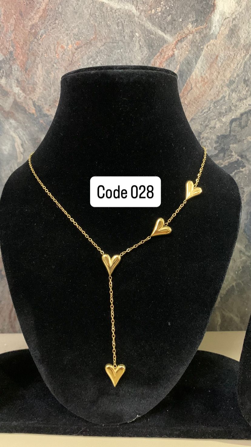Cascading Hearts Lariat