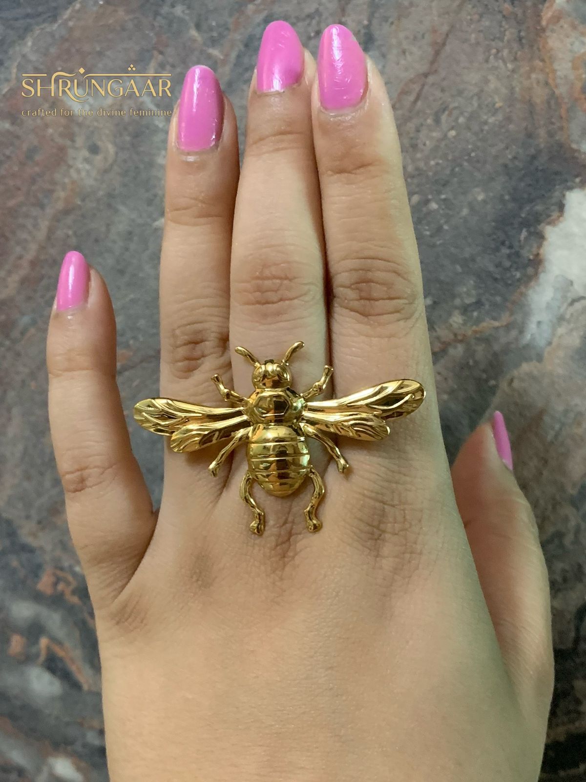 Honeybee Statement Ring